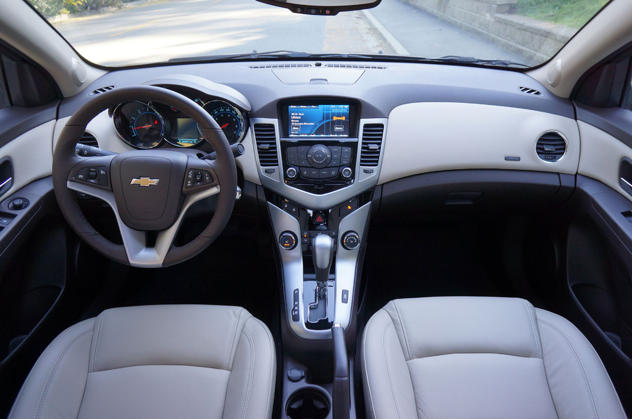 2014 Chevrolet Cruze 2lt Rs Road Test Review Carcostcanada