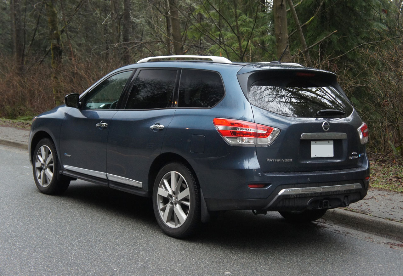 Nissan hybrid cars canada