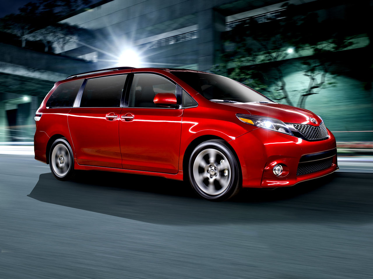 New 2015 Toyota Sienna Reveals Updated Interior Carcostcanada