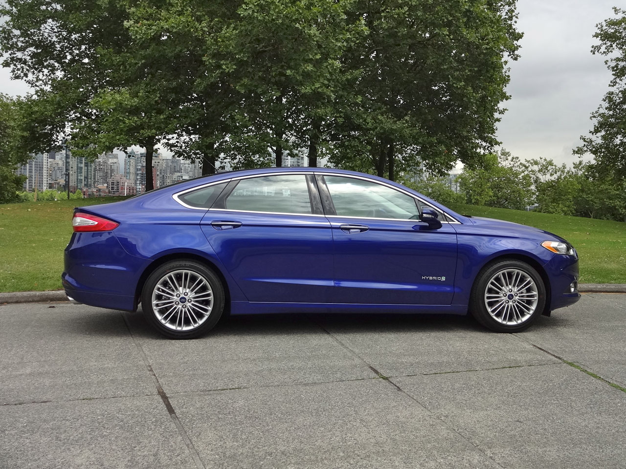 Ford fusion hybrid road test #7