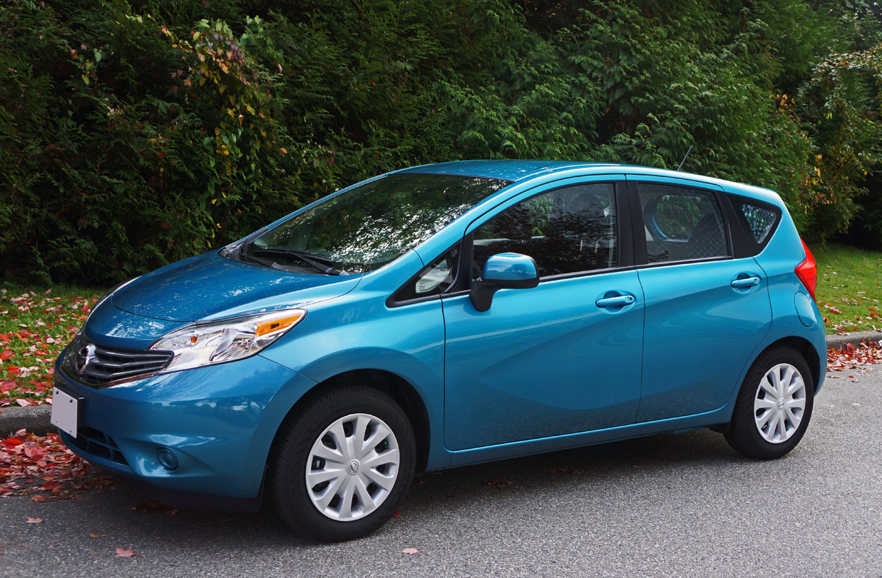 2014 Nissan versa note review canada