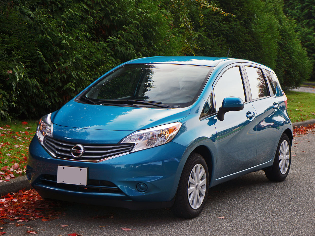 2014 Nissan Versa Note Sv Road Test Review Carcostcanada