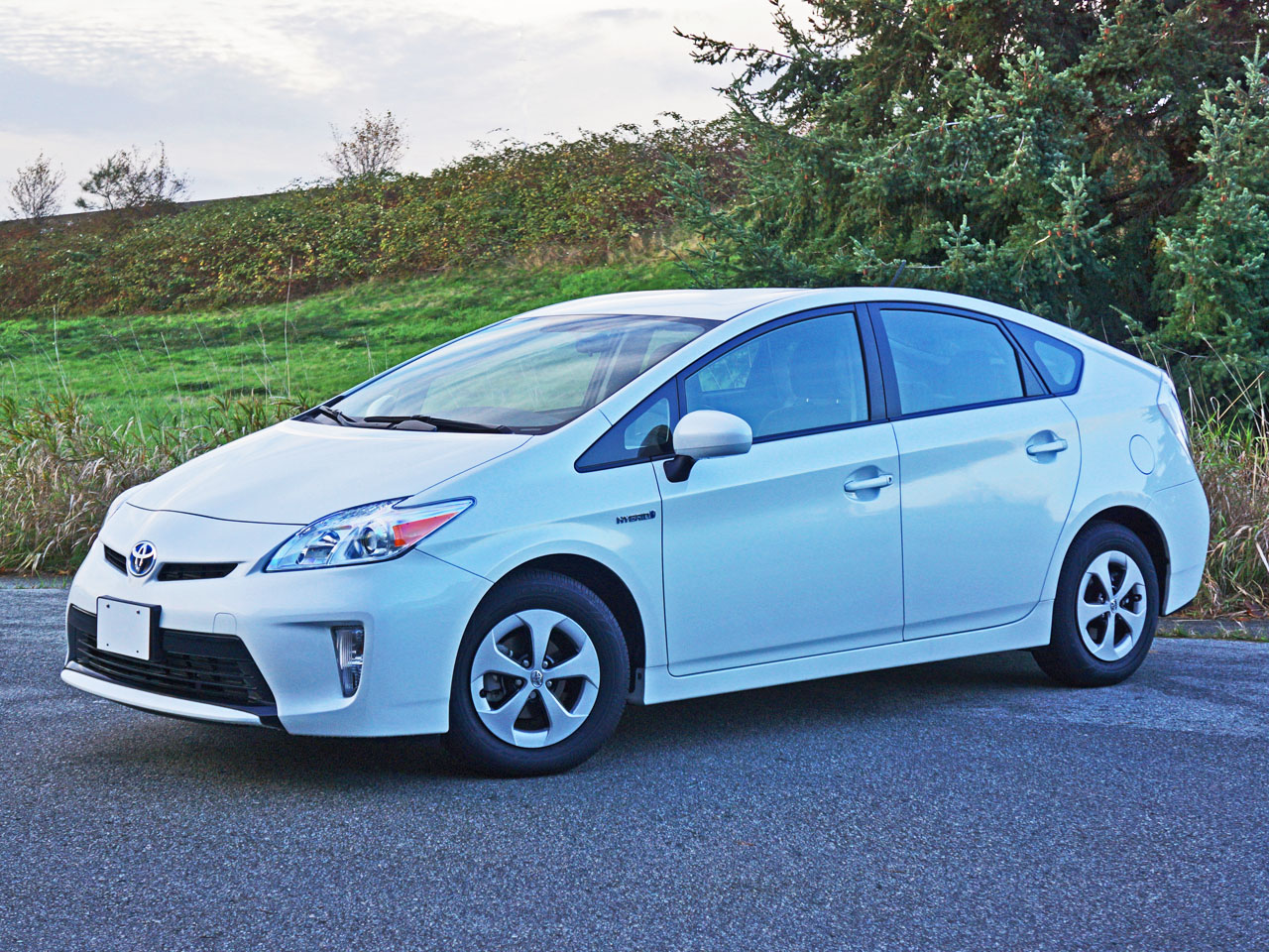 cost of a toyota prius in canada #5