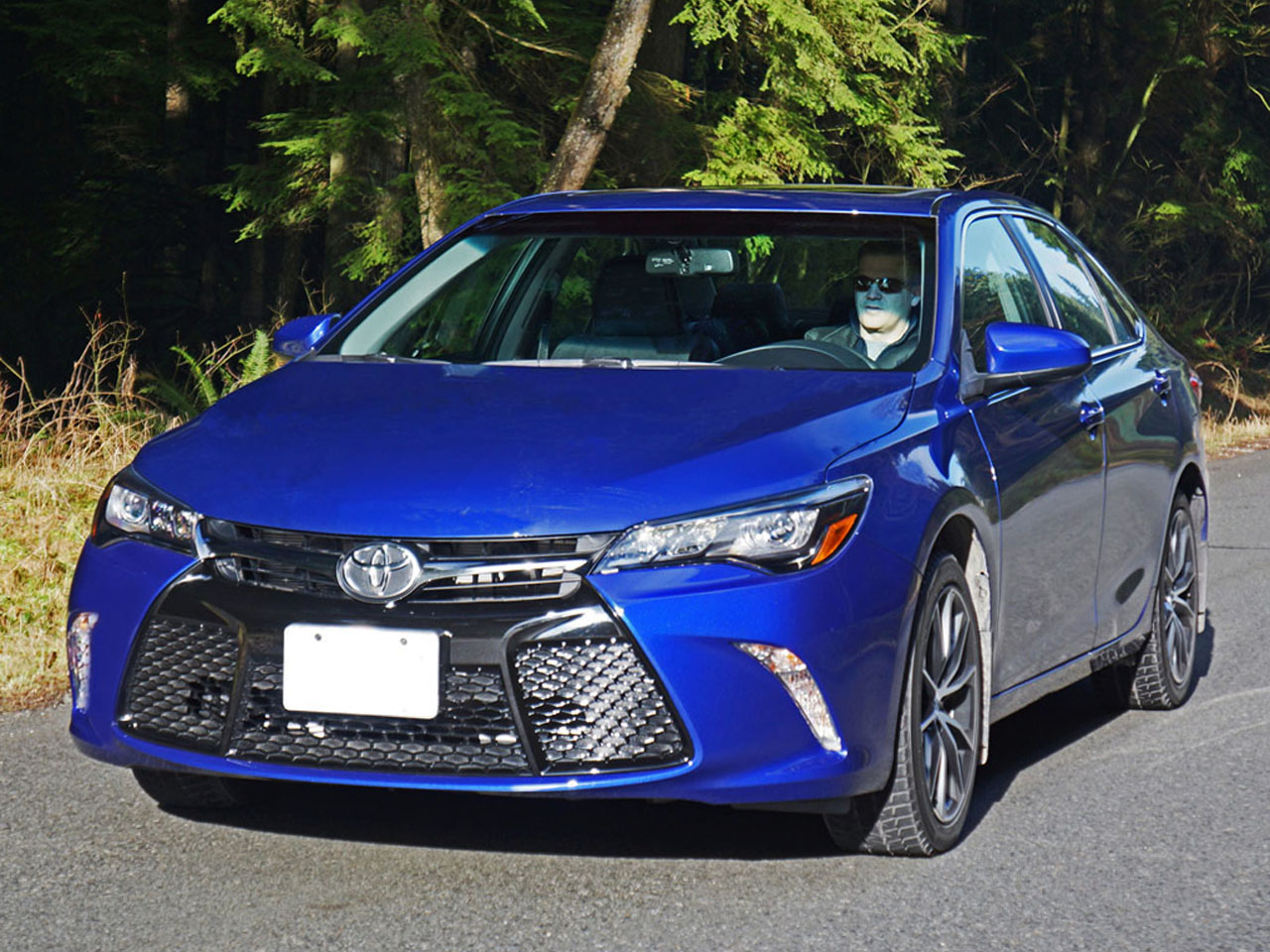 2015 Toyota Camry Xse V6 Road Test Review Carcostcanada