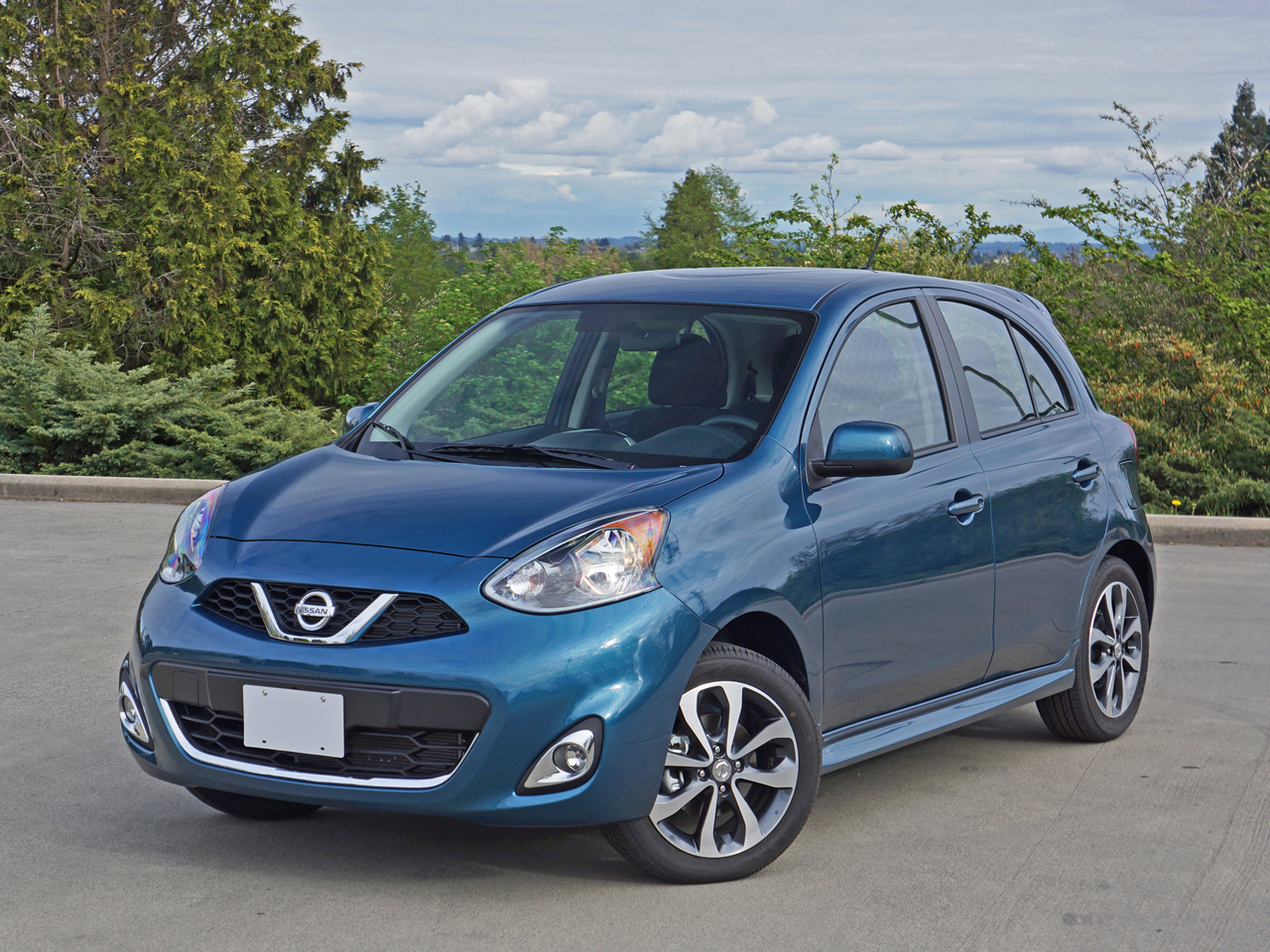 2016 nissan micra review