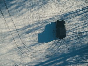 Rear-Wheel-Drive-Vehicle-Winter