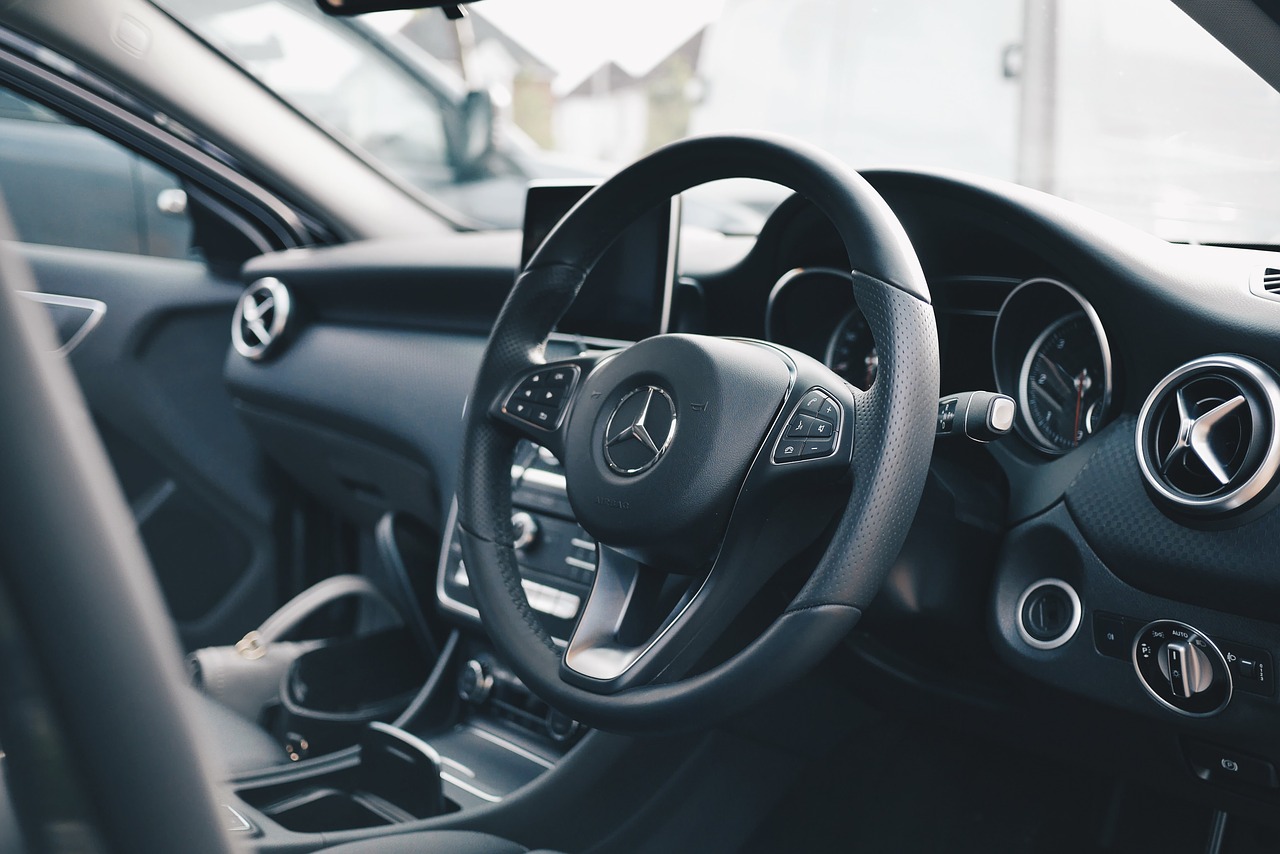mercedes-benz-interior