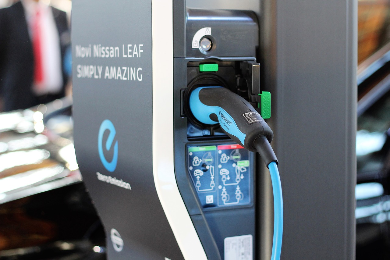 Nissan-Leaf-Charging-Station